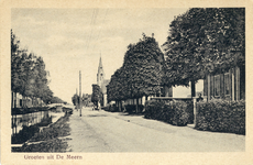 10516 Gezicht op de Leidsche Rijn en de Zandweg (gemeente Vleuten) in de bebouwde kom van De Meern uit het oosten. N.B. ...